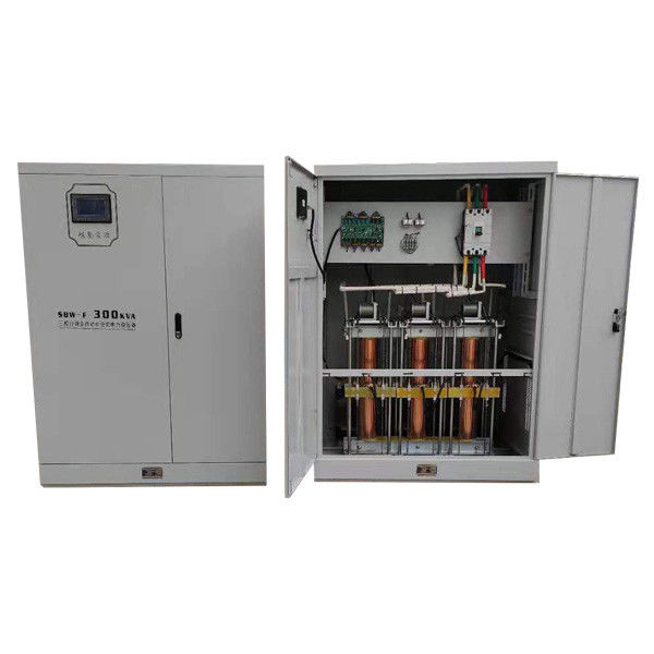 300KVA高い発電の電圧安定装置の三相独立した規則380V